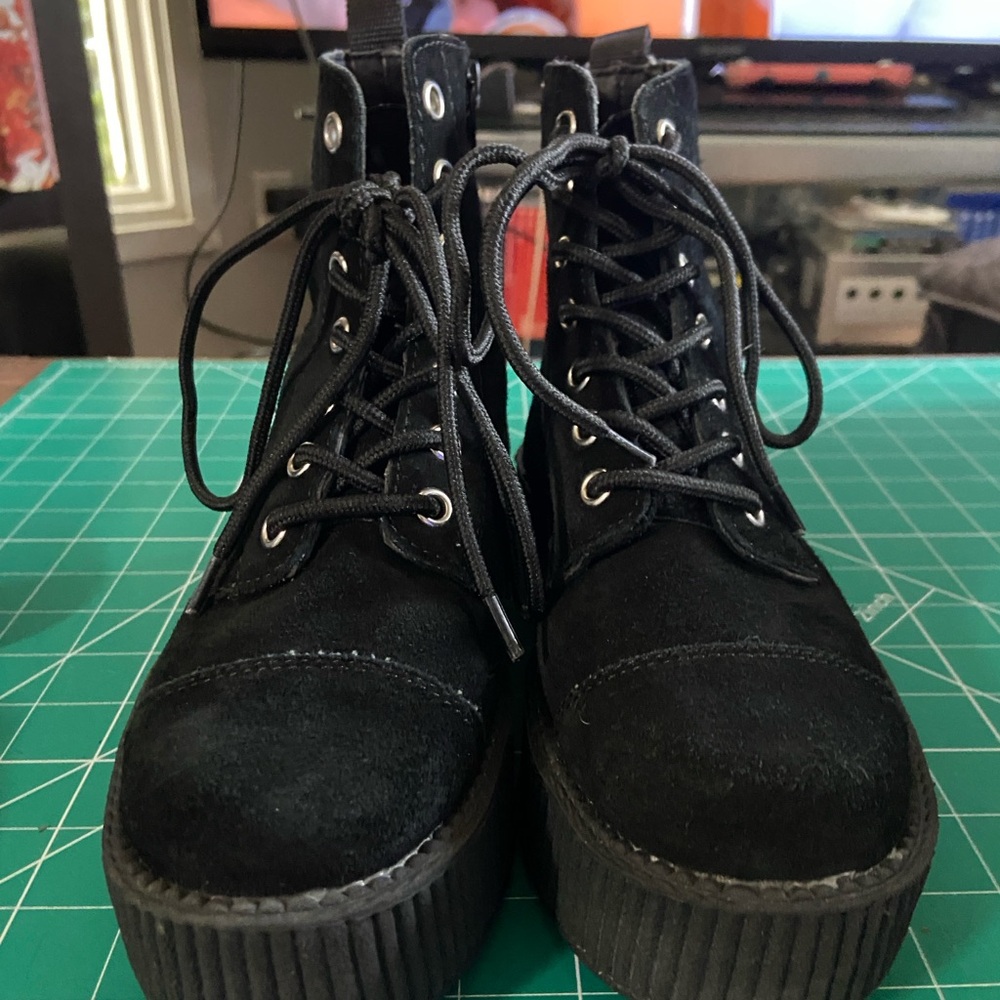 T.U.K. Viva Mondo Suede Creeper Boots